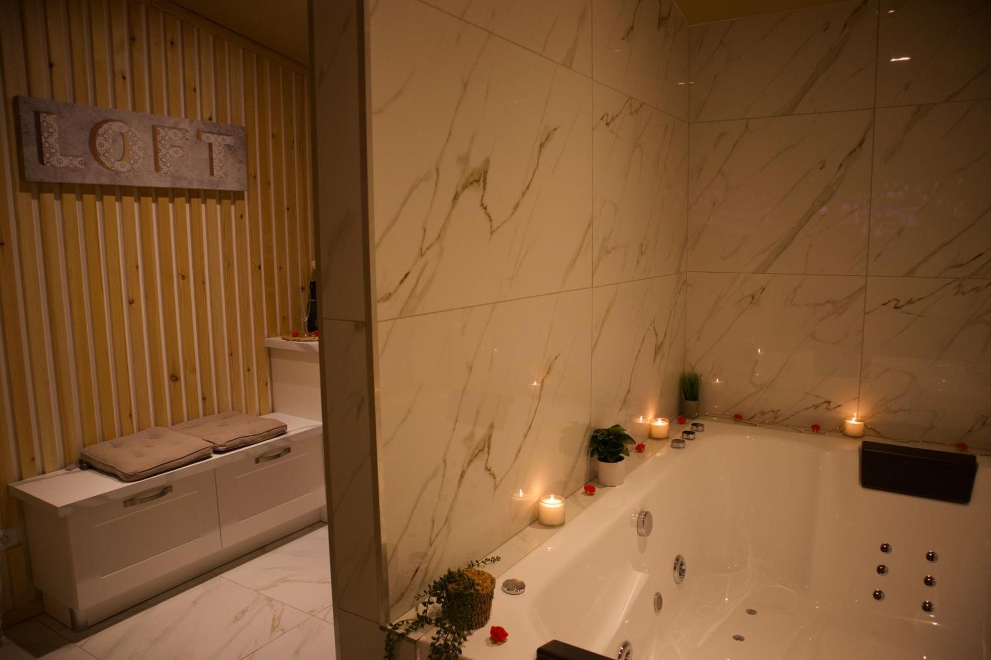 Appartement - Parking Prive Gratuit, Proche Centre-Ville Et Gare De Saint-Omer 圣奥梅尔 外观 照片