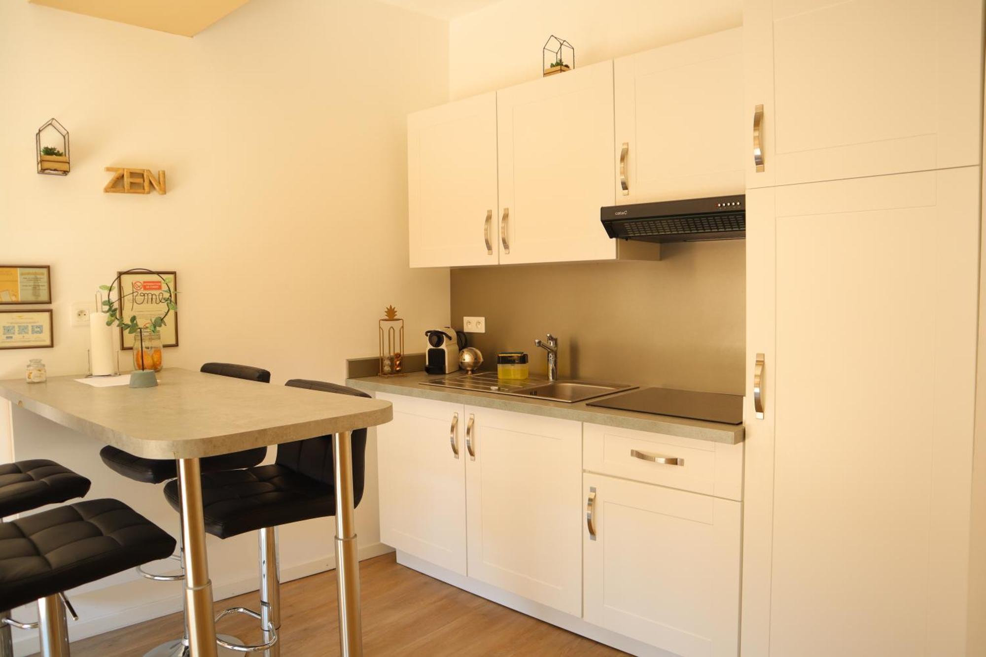 Appartement - Parking Prive Gratuit, Proche Centre-Ville Et Gare De Saint-Omer 圣奥梅尔 外观 照片